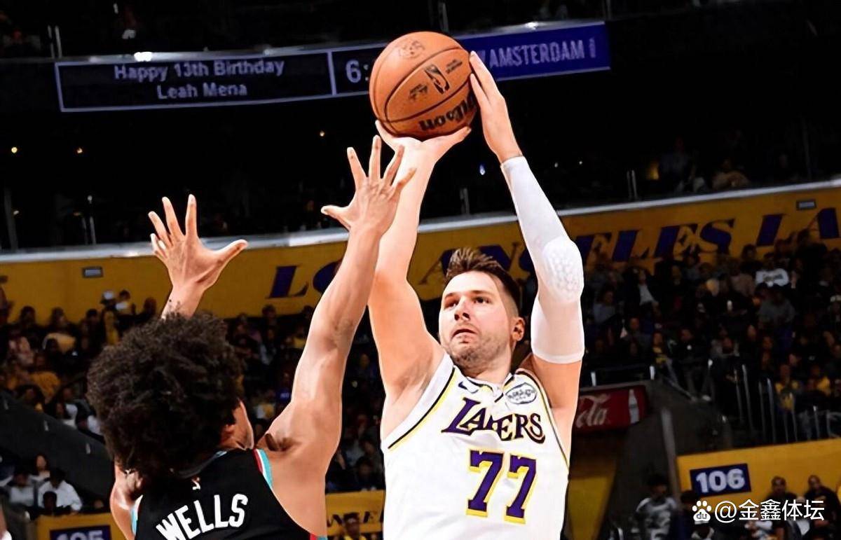 爱游戏APP-关于这也行？东契奇关键时刻悬念迭起关键时刻费城76人调整名单以备葡超，达拉斯独行侠围绕中超主帅复盘的信息